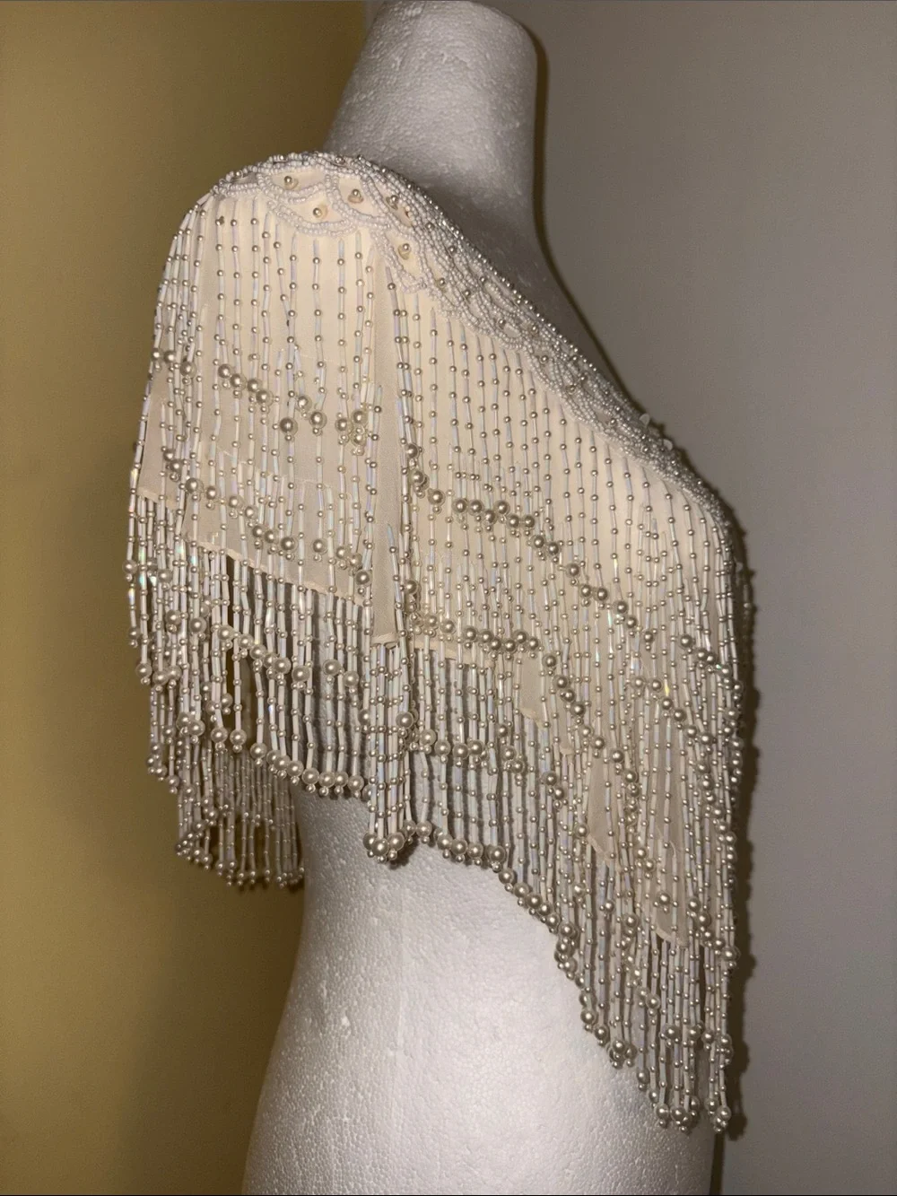 Contessa Vintage Ivory Beaded Capelet